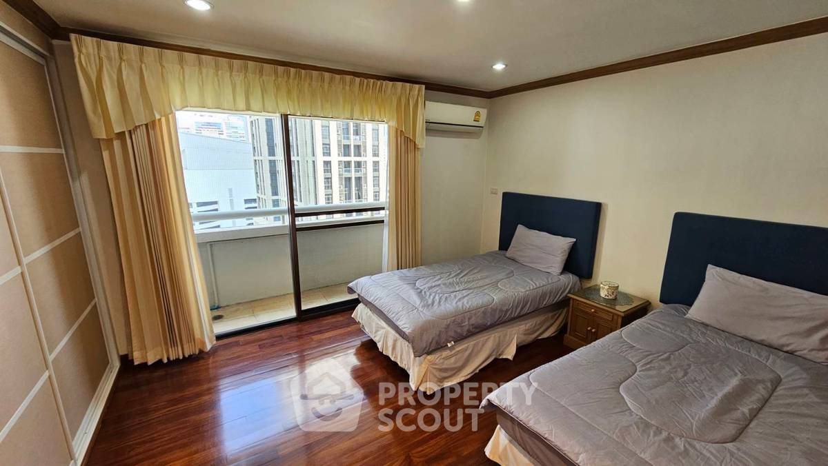 รูป คอนโด 2 ห้องนอน ชั้นสูง 136 ตร.ม. บ้านสวนเพชร ใกล้ BTS พร้อมพงษ์ 200 ม. (ID 1177613) - รูปที่ 18/28