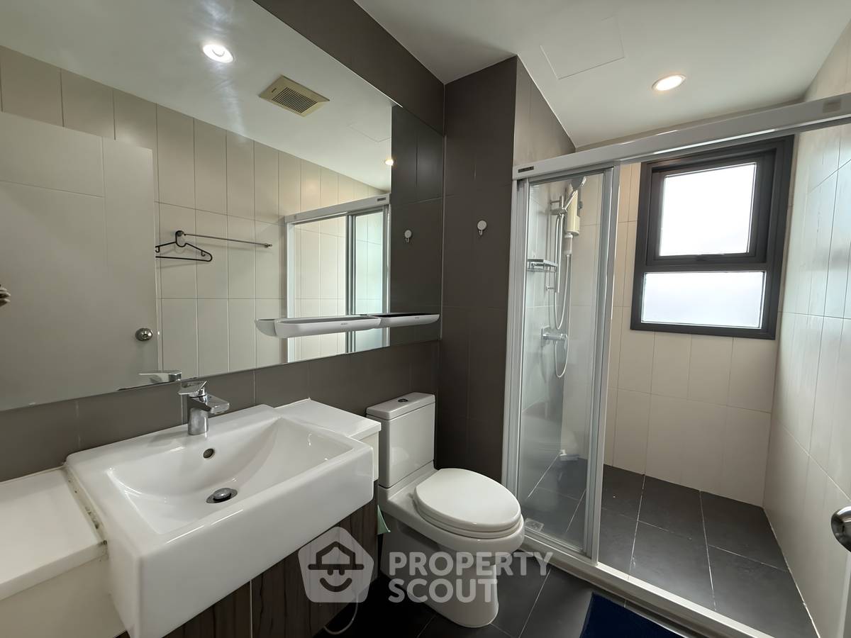 picture High-Floor 2-BR 55 Sqm At Centric Ratchada-Huai Khwang Near MRT Huai Khwang (ID 3054440) - 10/11