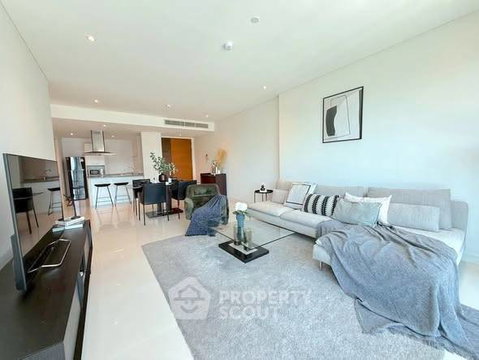 Pet-Friendly 2-BR 105 Sqm Condo At Fullerton Sukhumvit, 400m To BTS Ekkamai (ID 3054510)