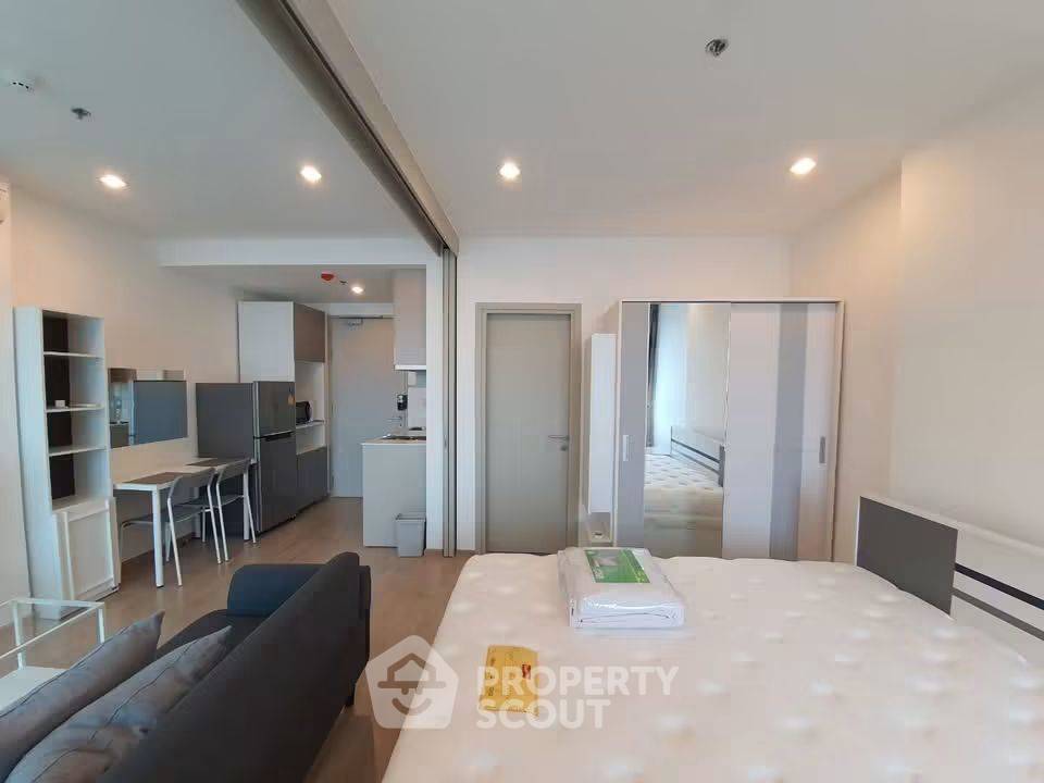 picture High-Floor 1-BR 34 Sqm At Ideo Q Chula Samyan, 400m to MRT Sam Yan (ID 3057365) - 3/10