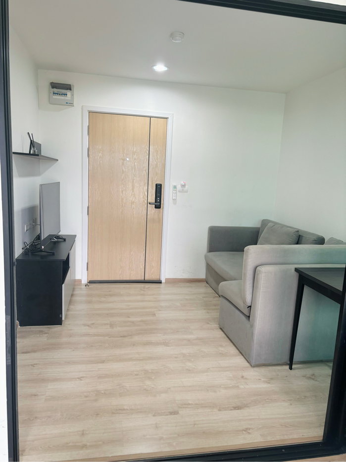 รูป ห้องเช่าRise Rama9: 1 ห้องนอน | 1 ห้องนั่งเล่น | 1 ห้องครัว | 1 ห้องน้ำ | ระเบียง - รูปที่ 4/15
