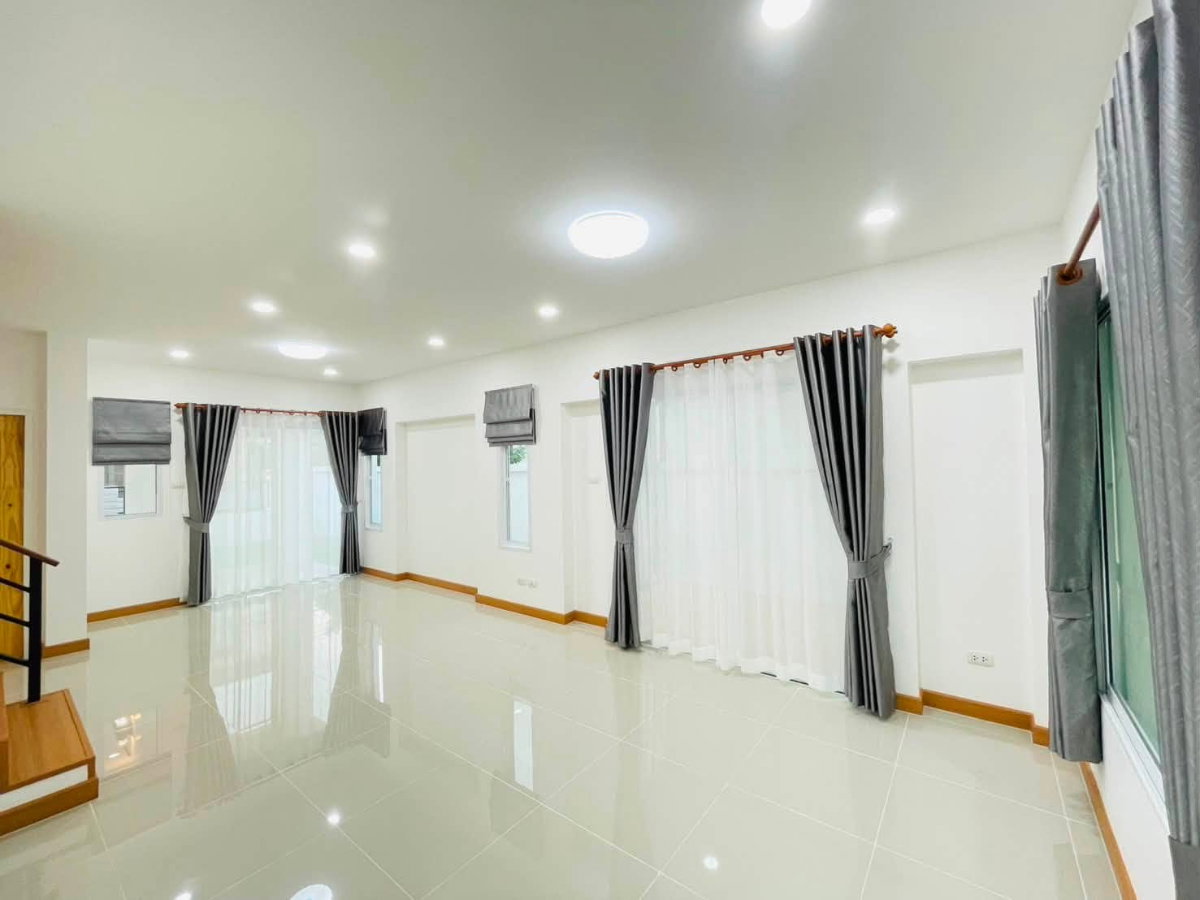รูป ขายบ้านแฝดรีโนเวทใหม่ ม.เมโทรปาร์ค เขาน้ำซับ ม.เกษตร ศรีราชา - รูปที่ 8/16