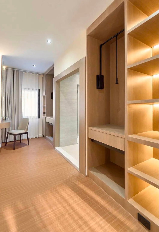 รูป ขายบ้านสร้างใหม่ Contemporary Modern Style ตกแต่งครบ ในหมุ่บ้านพราว บาย ขวัญเวียง หางดง เชียงใหม่ (H511) T.0946511456 - รูปที่ 9/14