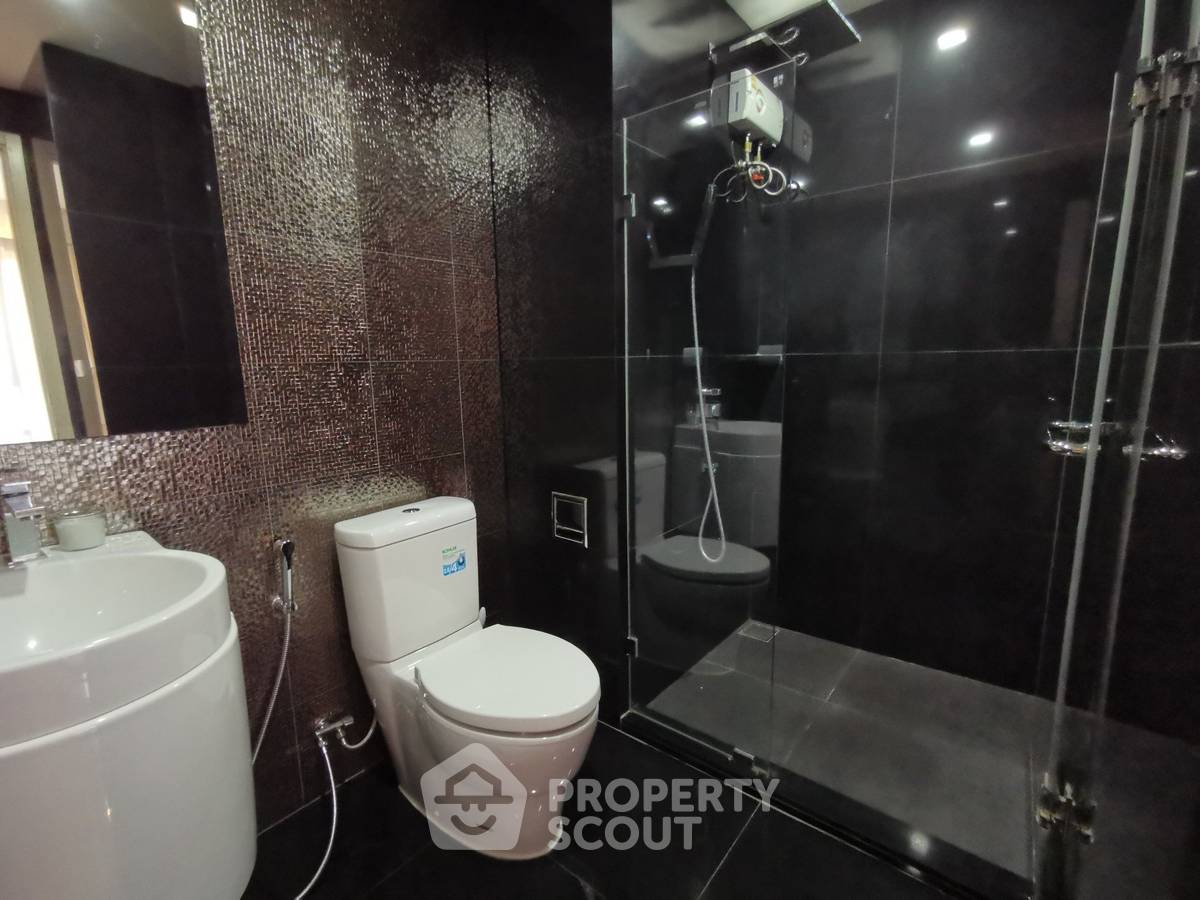 รูป คุ้มราคา 2 ห้องนอน 56 ตร.ม. ที่ Rhythm Sukhumvit 36-38 ใกล้ BTS ทองหล่อ 300 ม. (ID 1862958) - รูปที่ 8/10