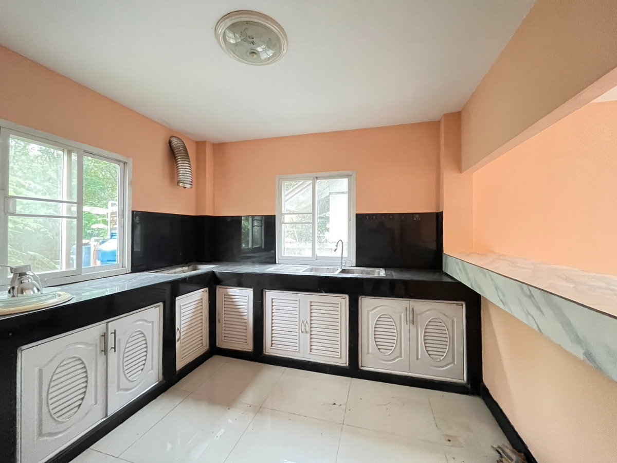 รูป ขายบ้านเดี่ยว 2 ชั้น พื้นที่กว้าง 187 ตร.ม. ทำเลศักยภาพ ใกล้เมืองเชียงใหม่ เพียง 2.39 ล้าน! - รูปที่ 13/18
