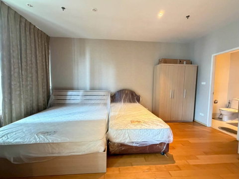 P-54191 | Villa Rachatewi ðĨâĻ Studio Condo for Rent | High Floor | Beautiful City View | Fully Furnished | Washing Machine Included | Near BTS