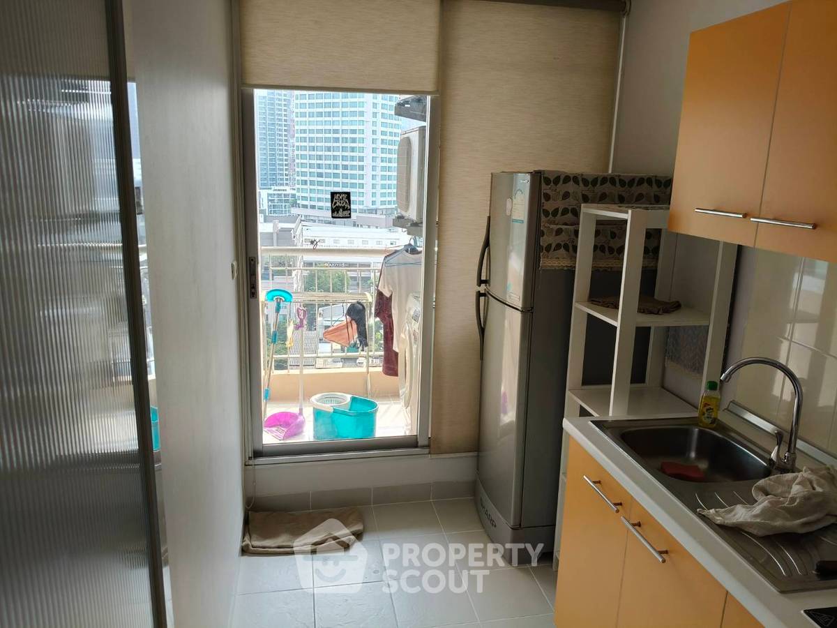 picture 1-BR 42 Sqm At Life @ Sukhumvit 65, 300m to BTS Phra Khanong (ID 3057419) - 3/7
