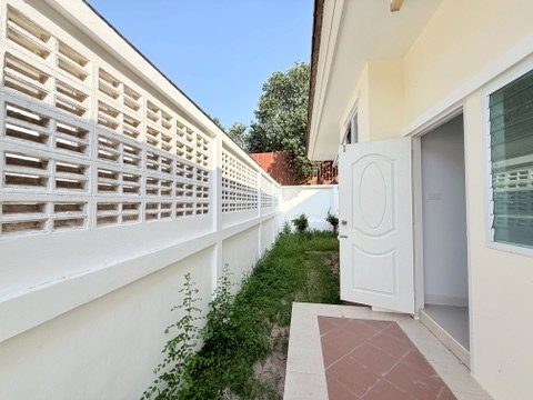 รูป บ้านเดี่ยวให้เช่า 3 ห้องนอน 2 ห้องน้ำ บ้านเปล่า 20000 บาท - รูปที่ 15/16