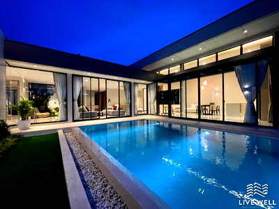 Houses for sale Bang Lamung Chonburi : Sale with tenant Luxury Pool Ville Pattaya *Modern Style* with Pavillon 