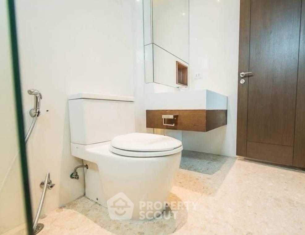 รูป คอนโด 2 ห้องนอน 78 ตร.ม. ชั้นสูง 19 ที่ Wind Sukhumvit 23 ใกล้ BTS อโศก (ID 2557710) - รูปที่ 2/3
