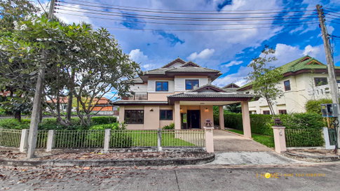 Two-Storey House for Rent in Mae Rim, Chiang Mai 