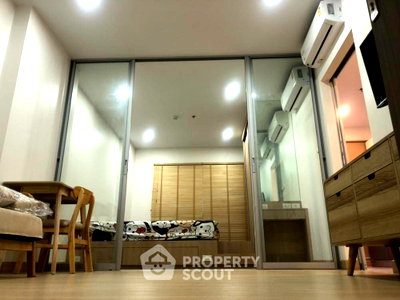 Condos for rent : High-Floor 1-BR 35 Sqm At Supalai Veranda Phasi Charoen, 200m To MRT (ID 743677)