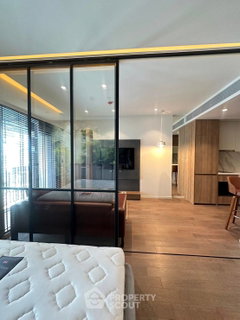 Pet-Friendly 1-BR 43 Sqm At Muniq Sukhumvit 23, 100m to MRT Sukhumvit (ID 3057397)