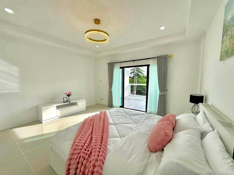 รูป ทาวน์โฮมรีโนเวทใหม่ สวยเหมือนบ้านใหม่ หมู่บ้านรวิพร เขาน้อย พัทยา - รูปที่ 14/17