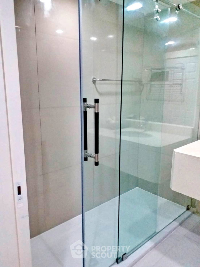 รูป คอนโด 1 ห้องนอน 38 ตร.ม. The Trendy Condominium ใกล้ BTS นานา 200 ม. (ID 34036) - รูปที่ 8/10