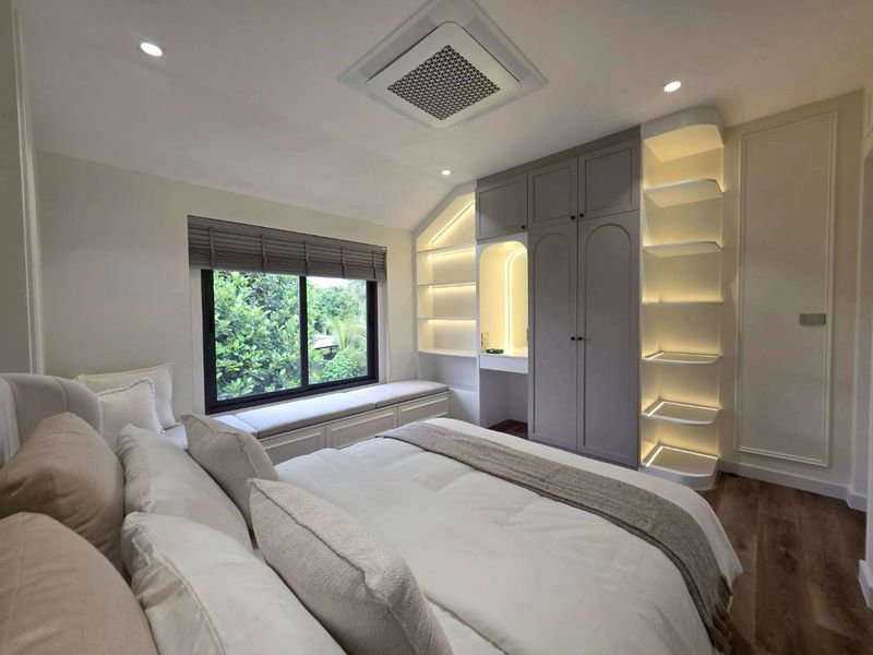 รูป Super Luxury Pool Villa! พูลวิลล่าหรูหลังใหญ่ โซนสารภี – บนที่ดินเกือบครึ่งไร่ พร้อมสระว่ายน้ำไซซ์ยักษ์! - รูปที่ 16/18