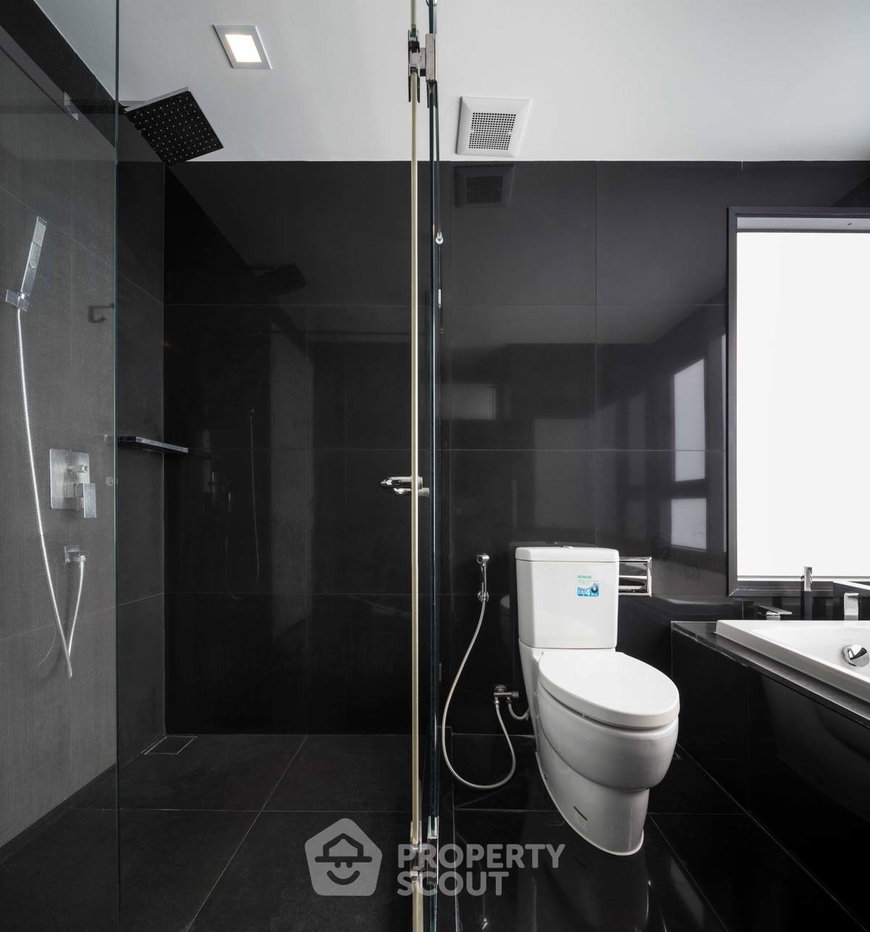 รูป ราคาดี 2 ห้องนอน 80 ตร.ม. คอนโด Rhythm Sukhumvit 36-38 ห่าง BTS ทองหล่อ 300 ม. (ID 3057400) - รูปที่ 15/17