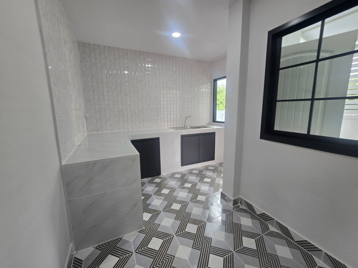รูป บ้านเดี่ยว รีโนเวทใหม่ ทำเลดี หมู่บ้านสิทธิทรัพย์ (ถนนเมน) คลอง7 ต.บึงคำพร้อย อ.ลำลูกกา จ.ปทุมธานี สวย พร้อมอยู่ - รูปที่ 18/36