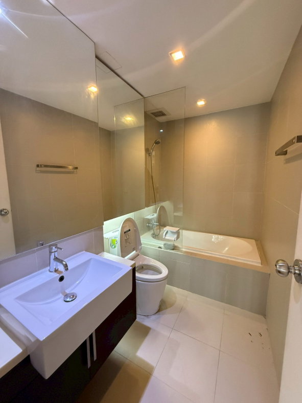 picture Relax in Style at Noble Remix Thonglor 🛁🌿 Room width 50 sq m. Complete with all living functions  - 10/10