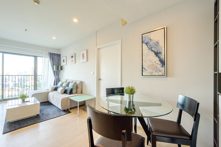 picture For rent 1 bedroom, 17th floor, Noble Remix Sukhumvit 36, min to BTS Thonglor - 5/10