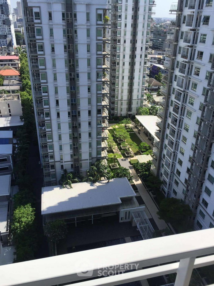 picture 2-BR Condo On 18th Floor, The Room Ratchada-Ladprao, MRT Ratchadaphisek (ID 1410915) - 3/5