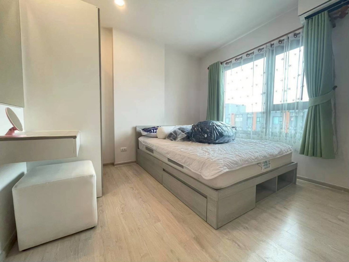 รูป ให้เช่า Escent ville condo เอสเซ็นท์ วิลล์ ติดเซ็นทรัลเฟส วิวสระว่ายน้ำ และสวน - รูปที่ 8/11