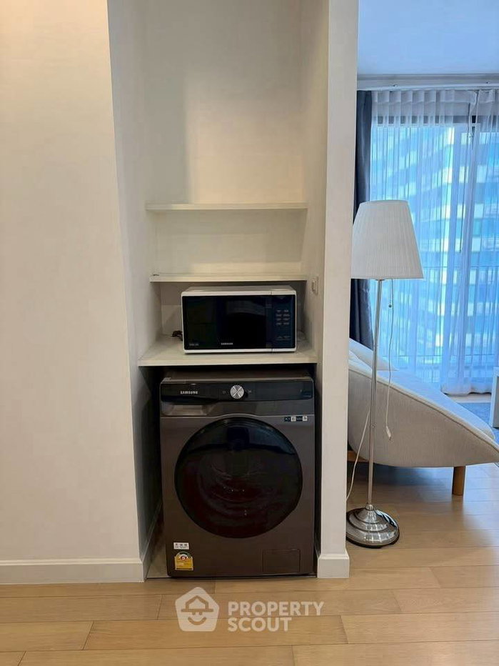 รูป คอนโด 2 ห้องนอน ให้เช่า HQ Thonglor ชั้น 10 ใกล้ BTS ทองหล่อ (ID 3058382) - รูปที่ 2/9