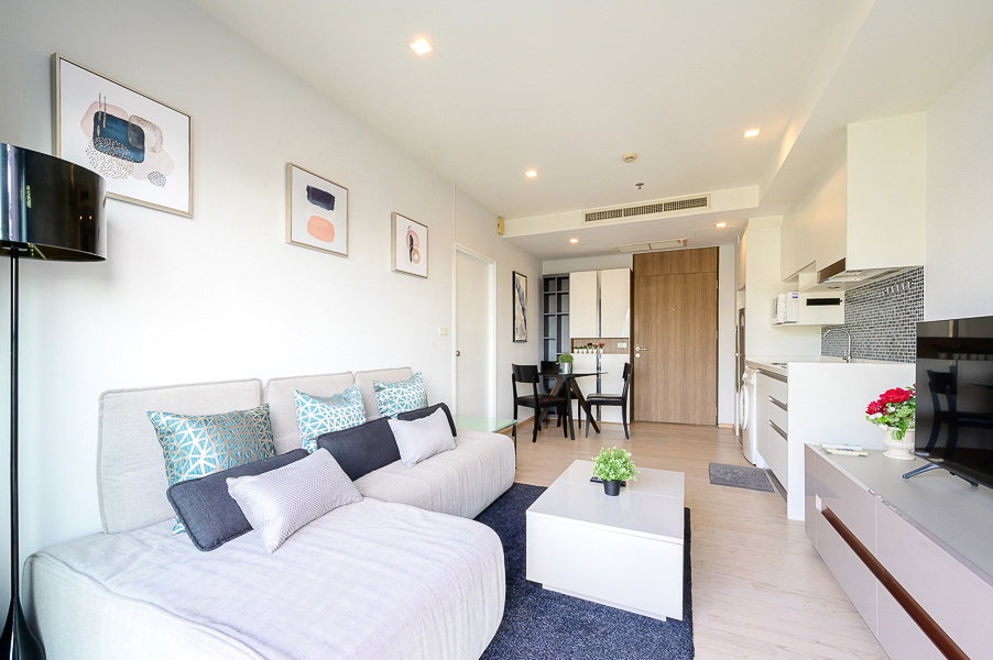 picture For rent 1 bedroom, 17th floor, Noble Remix Sukhumvit 36, min to BTS Thonglor - 3/10