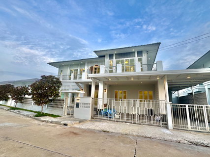 ขายขาดทุน 2,000,000 คฤหาสน์หลังใหญ่ พร้อมตกแต่งหรู 
