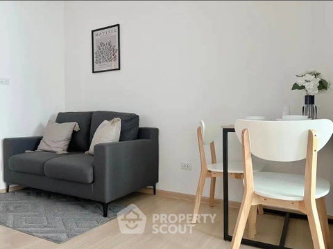 1-BR 27 Sqm Condo At Chewathai Hallmark Ladprao – Chokchai 4 (ID 2413592)