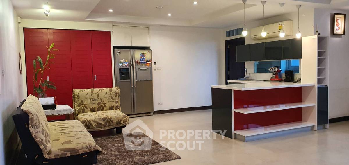 picture High-Floor 2-BR 250 Sqm DS Tower 1 near BTS Phrom Phong (ID 512164) - 6/18
