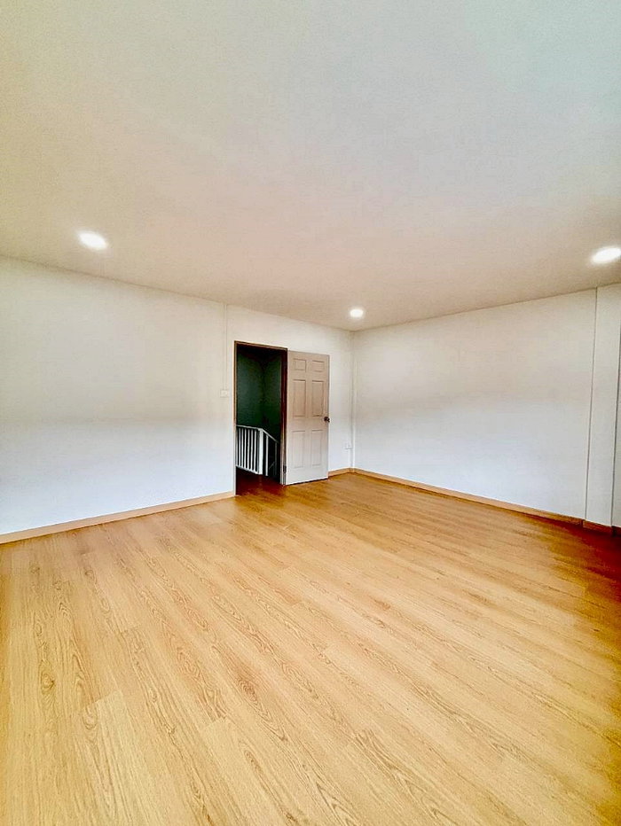 รูป บ้านสวย ทำเลดี ถนนแจ้งวัฒนะ – ปากเกร็ด ซอย 41  หมู่บ้านอัมรินทร์ วิลล่า ใกล้เมืองทอง ธานี  ใกล้ศูนย์ราชการ แจ้งวัฒนะ - รูปที่ 13/15