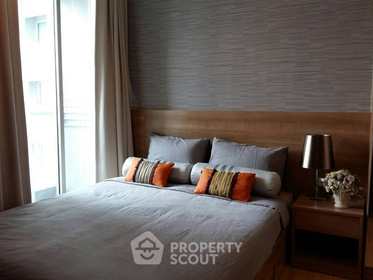 picture High-Floor 1-BR 35 Sqm At Rhythm Sukhumvit 50, 200m To BTS On Nut (ID 886613) - 5/7