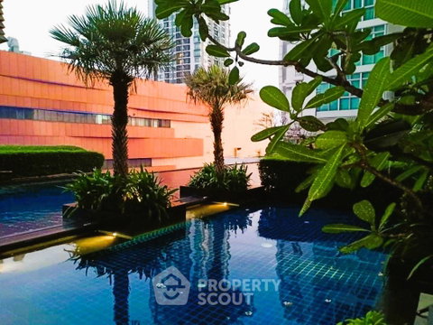 Well-Priced 2-BR 80 Sqm On 15th Floor, Nusasiri Grand Condo near BTS Ekkamai (60m) (ID 1801627)