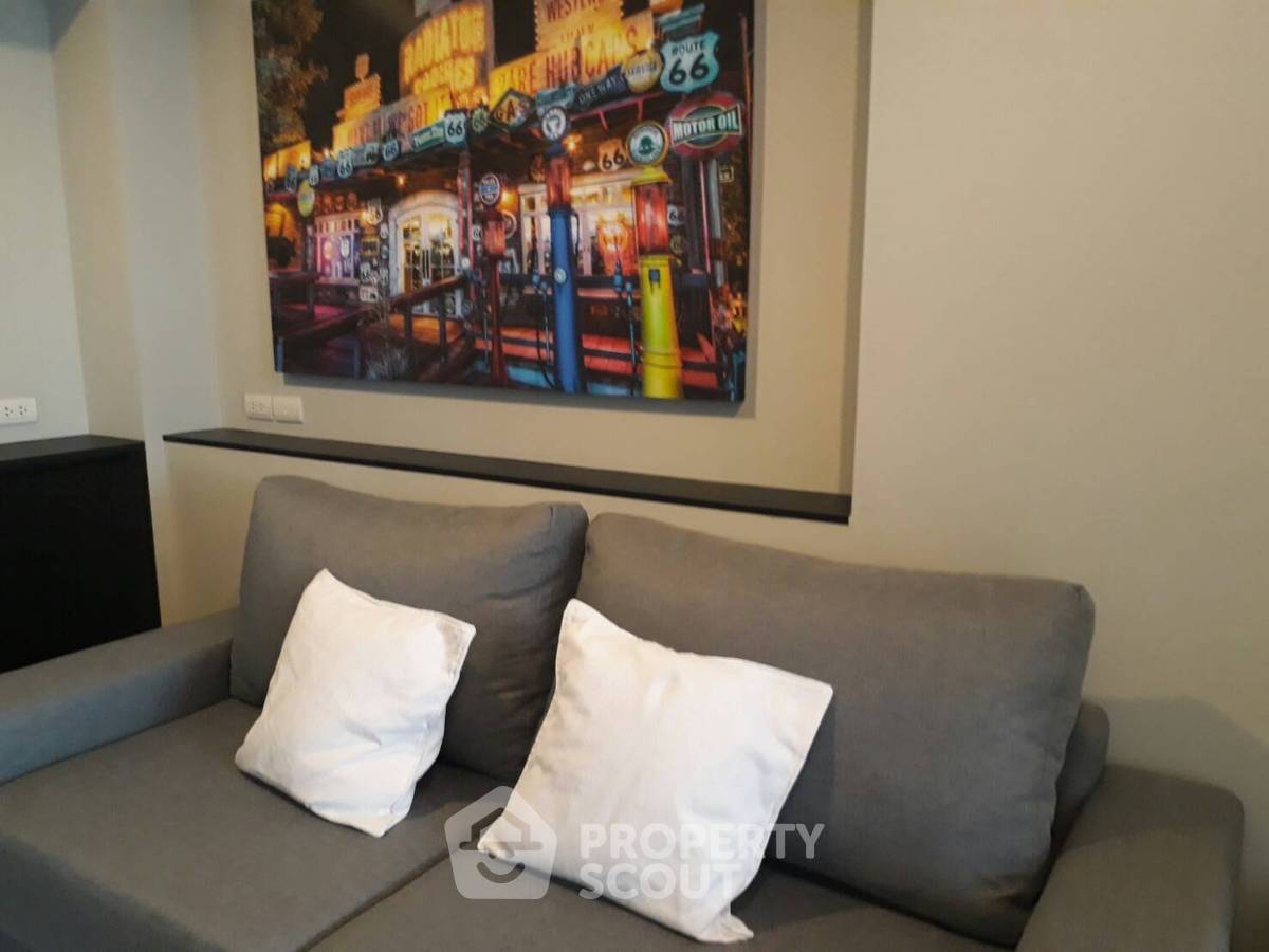 picture High-Floor 1-BR 45 Sqm at Rhythm Sukhumvit 44/1, 70m to BTS Phra Khanong (ID 886565) - 1/6
