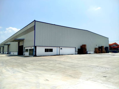Factory for rent : Factory/Warehouse for rent in Nong Kham Subdistrict, Sriracha District, Chonburi Province. ✅ Factory License  Usable area: 1550 sq.m.