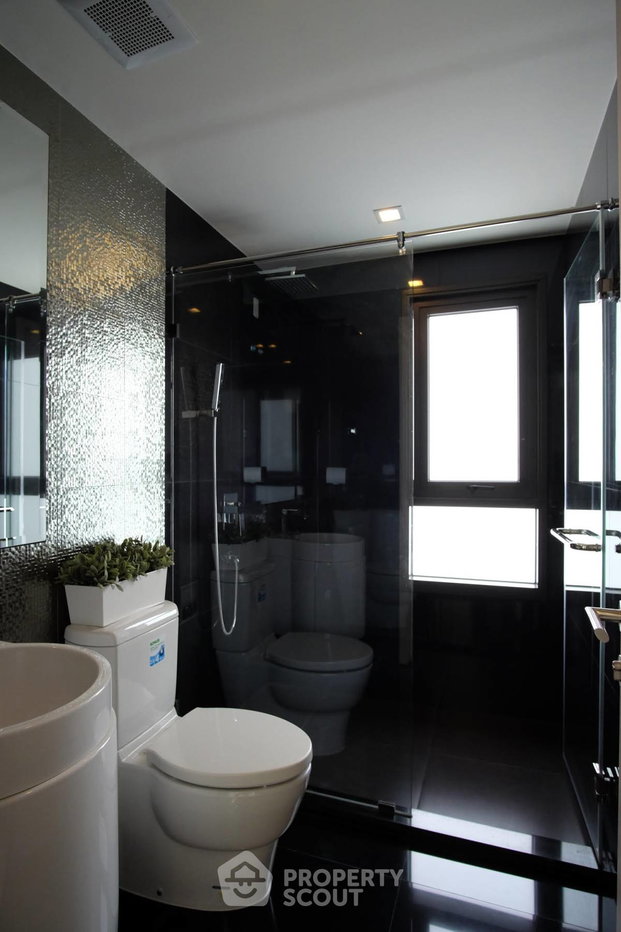 picture Near BTS Thong Lor 300m, 2-BR 75 Sqm Rhythm Sukhumvit 36-38 Condo (ID 1801682) - 4/11
