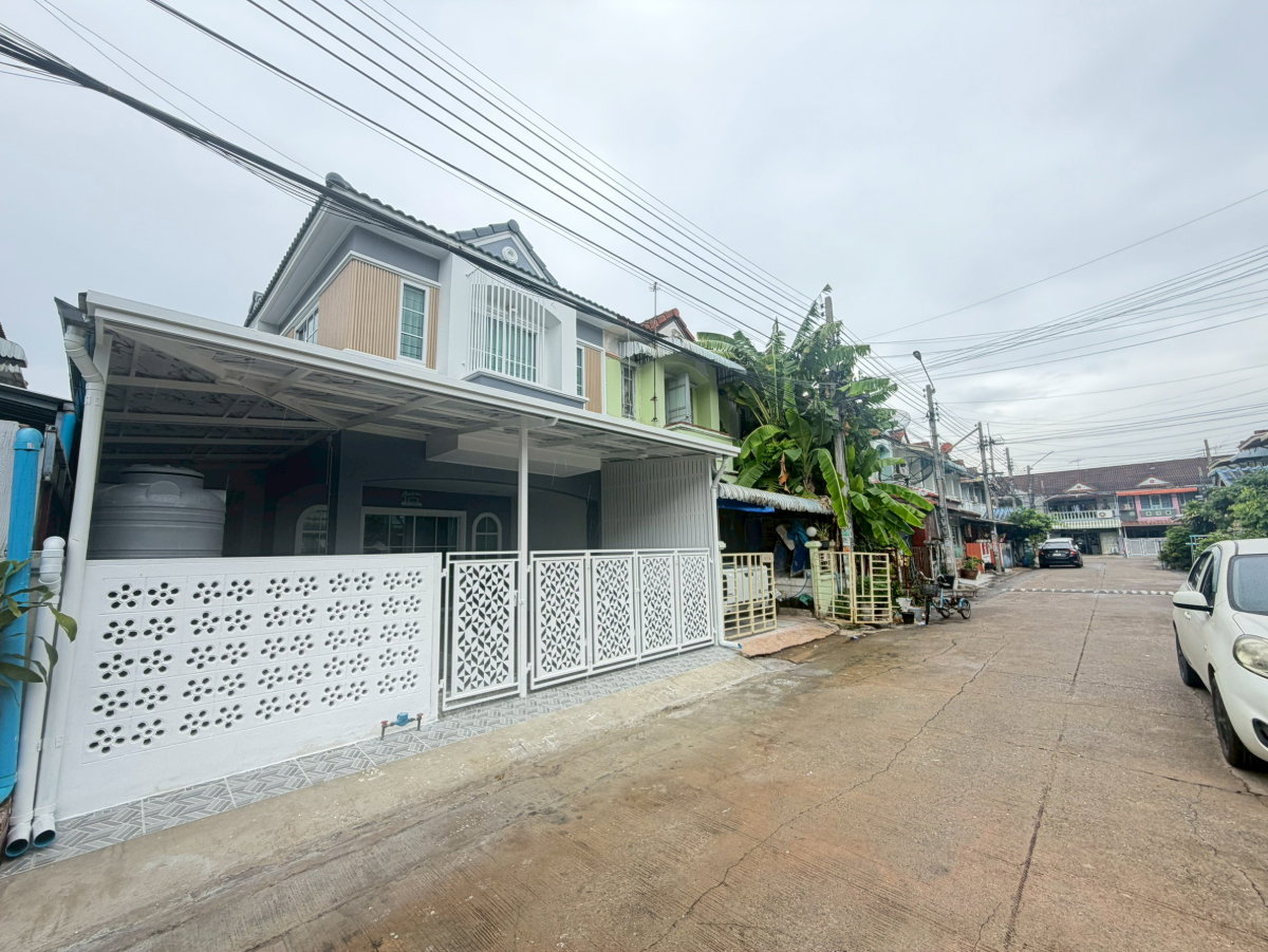 รูป ทาวน์เฮ้าส์2ชั้น ตกแต่งรีโนเวทใหม่ทั้งหลัง ทำเลดี เดินทางสะดวก หมู่บ้าน เคซี.รามอินทรา1 ซอย14 ถนนหทัยราษฎร์39 คลองสามวา ใกล้ทางด่วน - รูปที่ 2/19