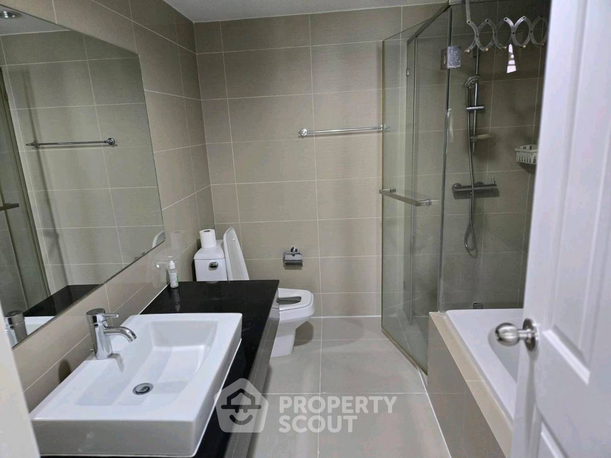 picture 3-BR Condo For Rent, Belle Grand Rama 9, MRT Phra Ram 9 (ID 3058460) - 15/16