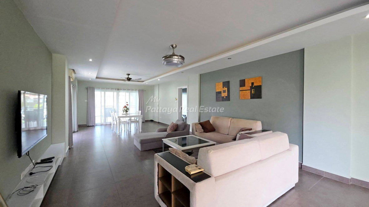รูป 🛏️ 2 ห้องนอน - 🛁 2 ห้องน้ำ - 🏙️ Pool View - 🌏 ชื่อชาวต่างชาติ - 🏢 Tudor Court Pratumnak Pattaya - รหัส: TUDOR20 - รูปที่ 4/19