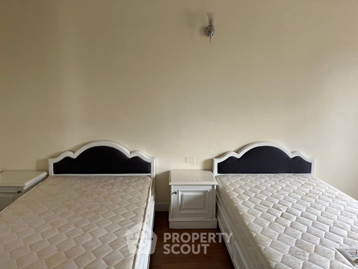 picture 3-BR 250 Sqm Condo At Regent On The Park 1, 400m To BTS Phrom Phong (ID 1725559) - 22/24