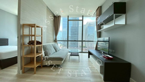 💎 Luxury condo The Room Sukhumvit 21. unit with full furnishings and luxurious decor. Conveniently located near BTS Asoke station. 🏢