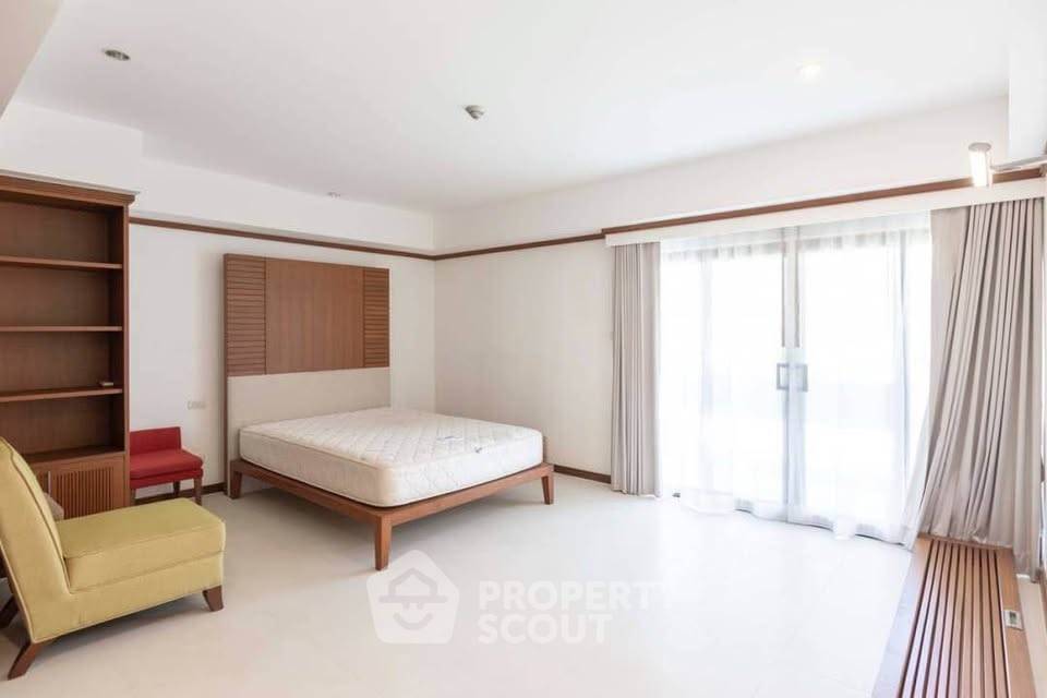 รูป คอนโด 4 ห้องนอน 260 ตร.ม. สุขุมวิทเฮ้าส์ (Pet-Friendly) ใกล้ MRT สุขุมวิท 300 ม. (ID 3057381) - รูปที่ 8/10