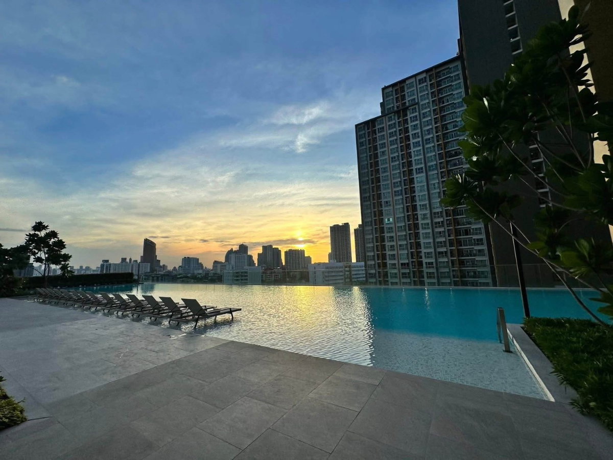picture 🏙️ High floor, beautiful view, near MRT & BTS Chatuchak! ✨ Denim Jatujak for rent. - 8/10
