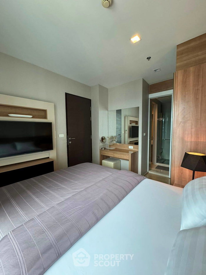 รูป คอนโด 1 ห้องนอน Rhythm Sathorn ชั้น 28 ใกล้ BTS สะพานตากสิน 300 ม. (ID 3059526) - รูปที่ 2/5