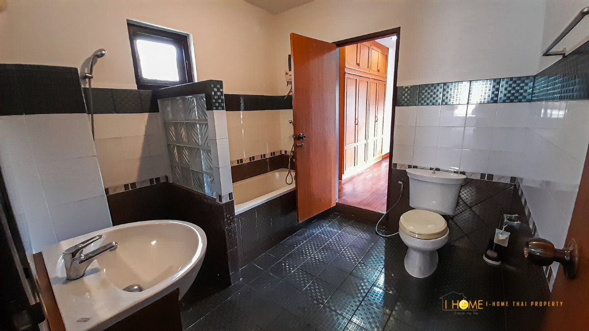 picture Two-Storey House for Rent in Mae Rim, Chiang Mai - 28/38
