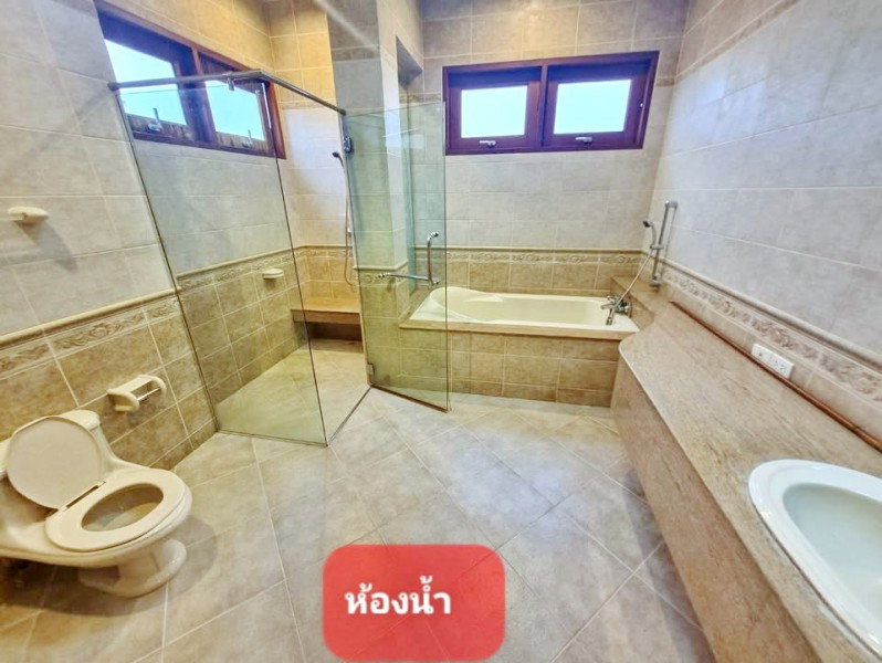 รูป ใกล้ม.ราชภัฏจันทรเกษม 1.5 กม.รัชดาภิเษก32-38 โลตัส วังหิน ให้เช่าบ้านเดี่ยว 2 ชั้น ทำเลศักยภาพใจกลางเมือง 3 นอน 4 น้ำ โฮมออฟฟิศ - รูปที่ 4/8