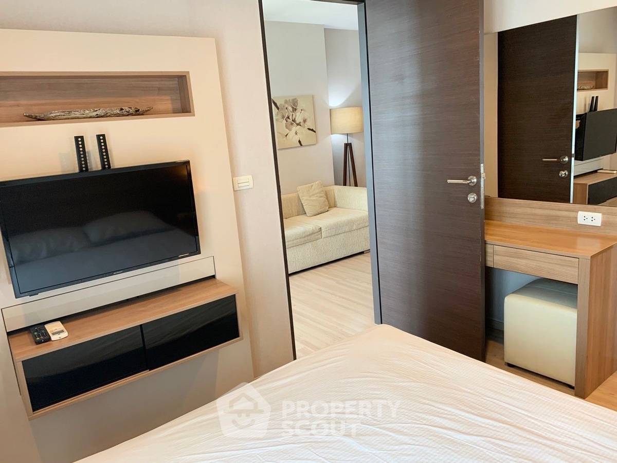 รูป คอนโด 1 ห้องนอน Rhythm Sathorn ชั้น 10 ขนาด 35 ตร.ม. ใกล้ BTS สะพานตากสิน 300 ม. (ID 835016) - รูปที่ 11/13