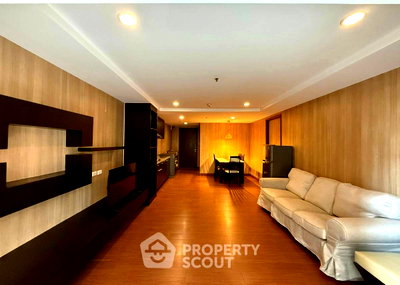 Condos for rent : 1-BR Condo At The Trendy Condominium, 200m To BTS Nana 📍 (ID 2235469)
