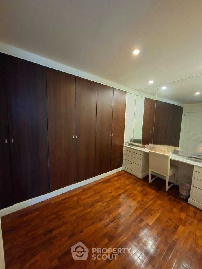 รูป คอนโด 3 ห้องนอน 260 ตร.ม. อยู่โซนพร้อมอยู่ President Park Condominium ใกล้ MRT Queen Sirikit (ID 3056776) - รูปที่ 4/12